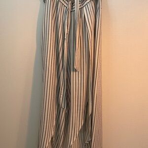 Jack by BB Dakota Cut the Wrap Rayon Pants in Medium